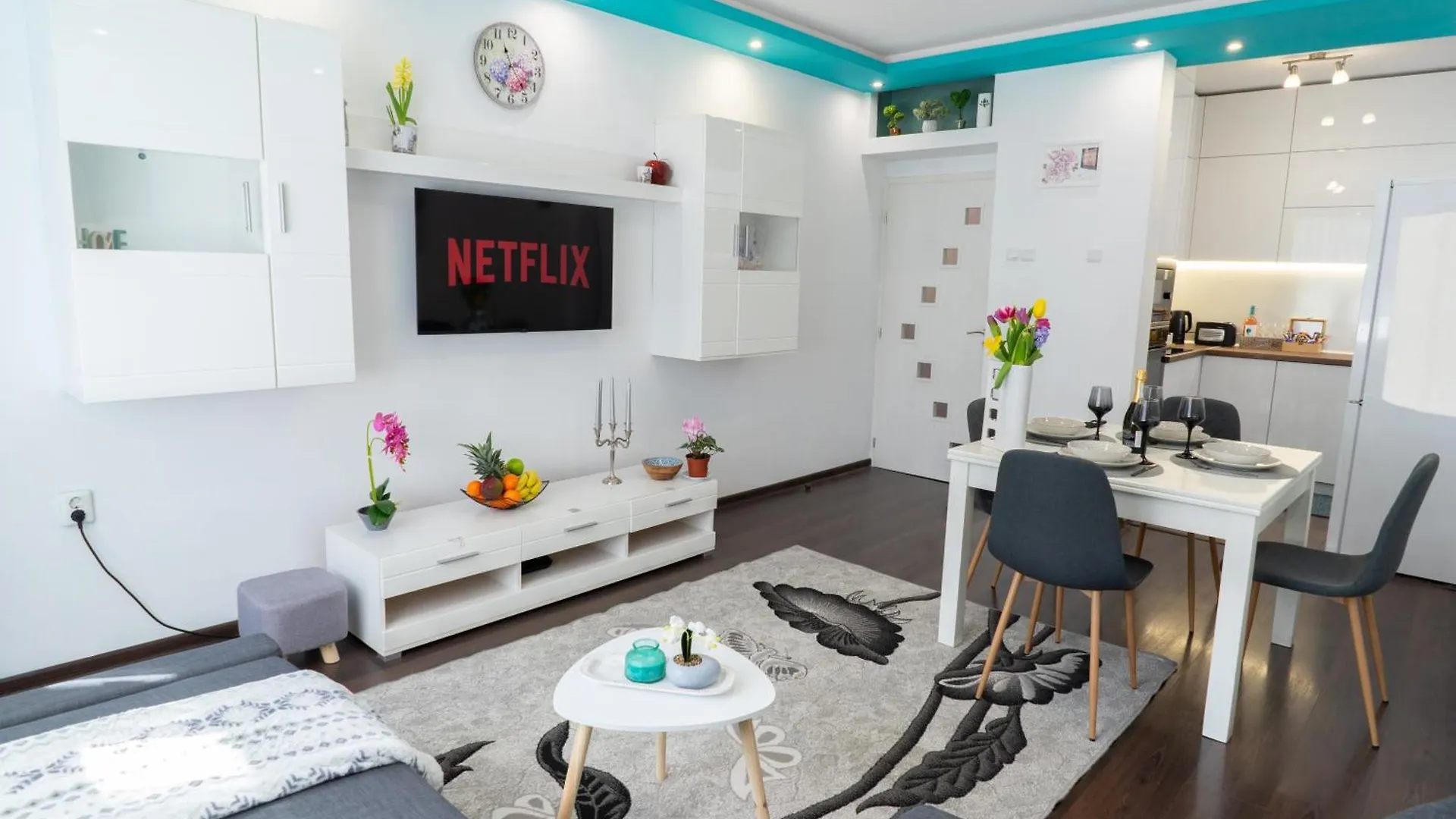 Luxury 2 Bedroom Apartment In Central فارنا 0*,  بلغاريا