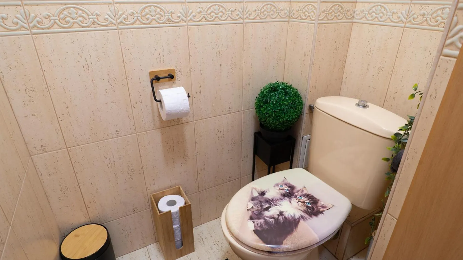 Luxury 2 Bedroom Apartment In Central فارنا