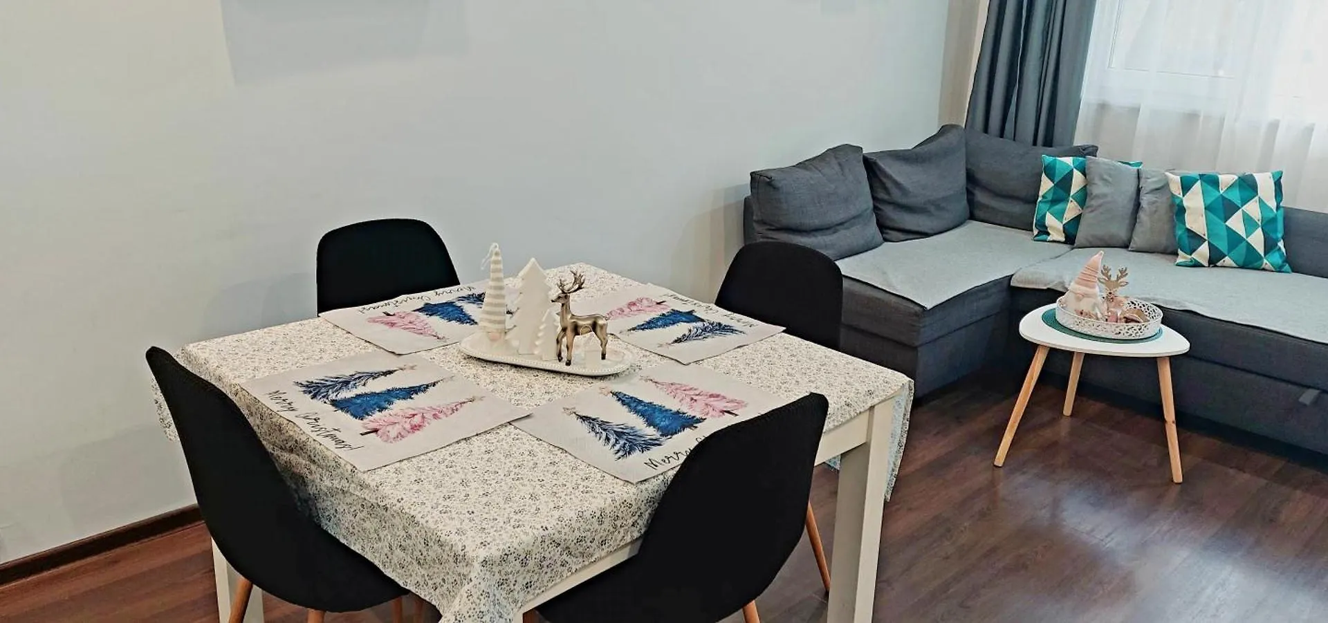Luxury 2 Bedroom Apartment In Central فارنا 0*,